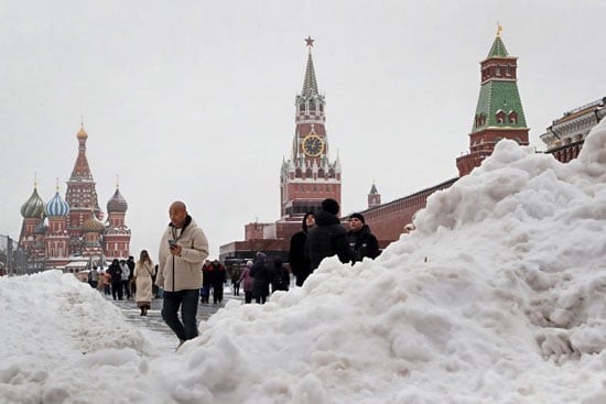 الثلوج تعطل الحركه فى روسيا