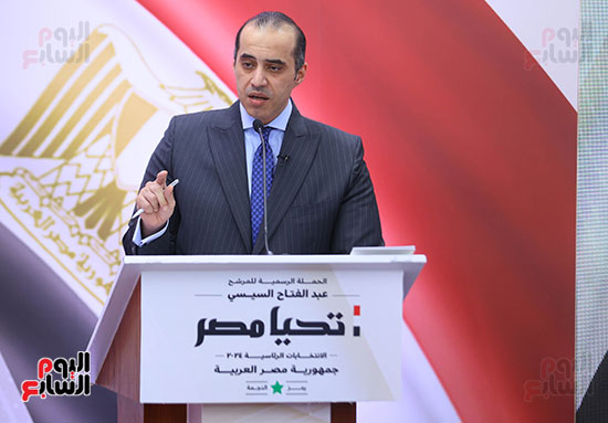 المستشار محمود فوزى رئيس حملة المرشح عبد الفتاح السيسى يستعرض نتائج الحملة