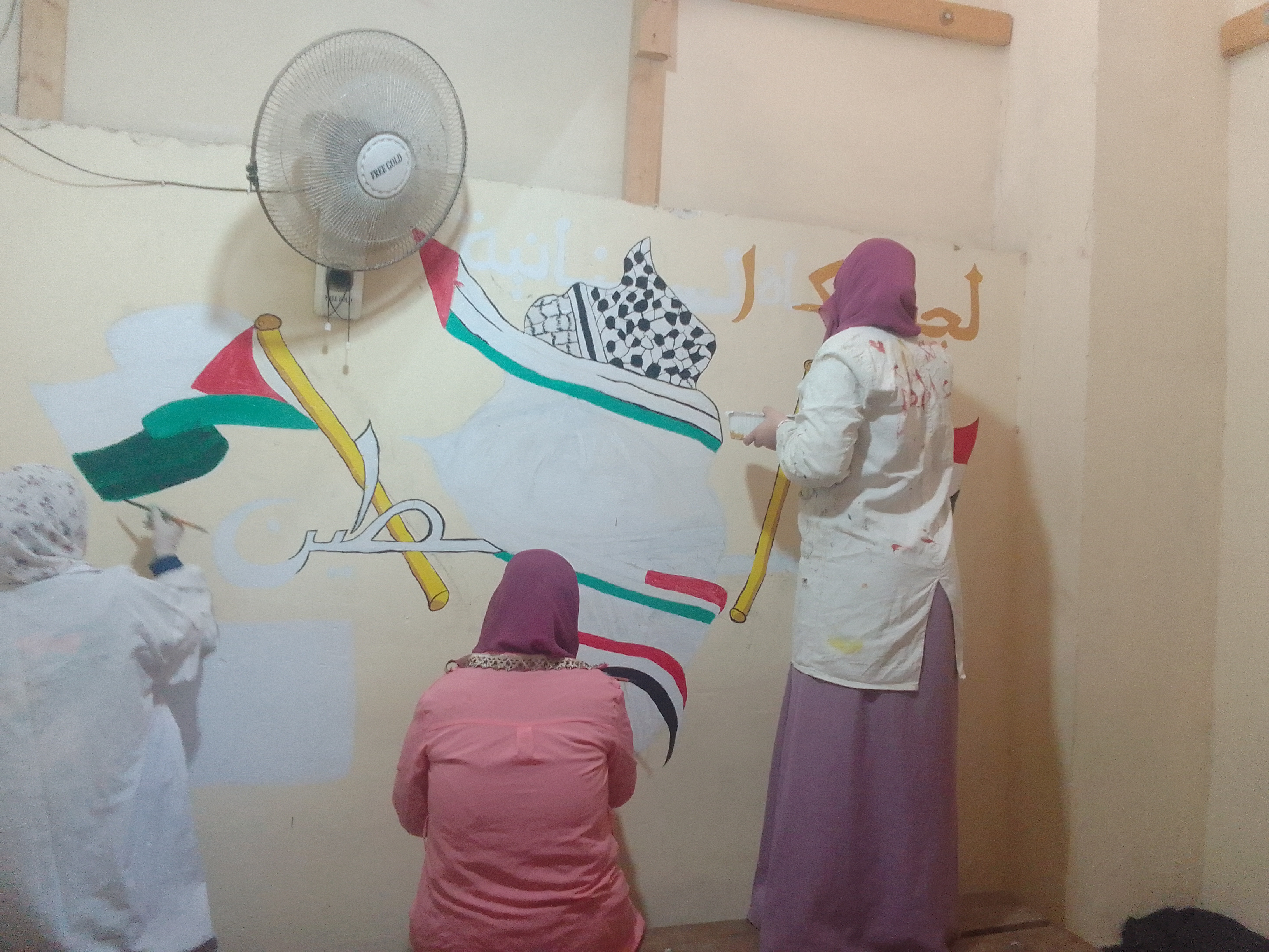جدارية لدعم فلسطين في دمياط (1)