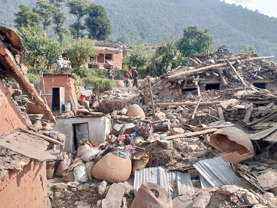 دمار وخراب نتيجة الهزات الارضيه فى النيبال  (3)