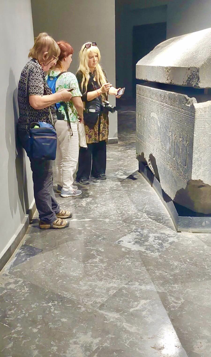 الوفد المجري بمتحف كفر الشيخ
