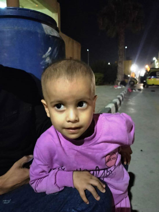 دخول حالات أطفال مرضى السرطان من قطاع غزة (7)