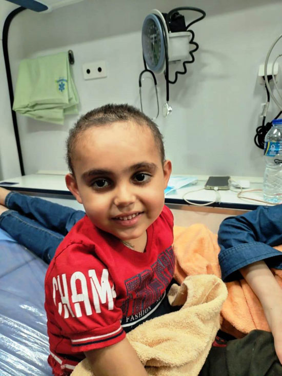 دخول حالات أطفال مرضى السرطان من قطاع غزة (13)