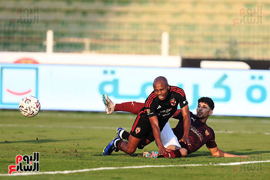 مباراة الأهلى (9)