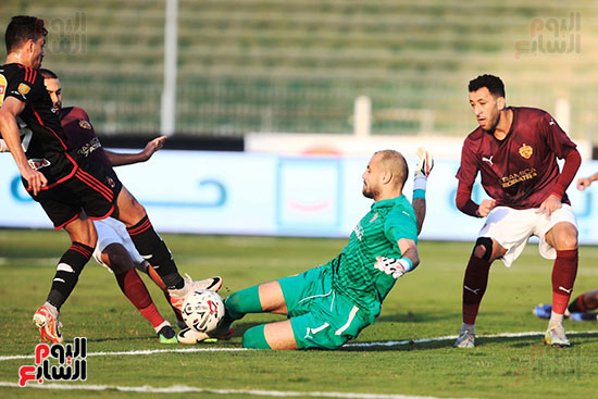 مباراة الأهلى (1)