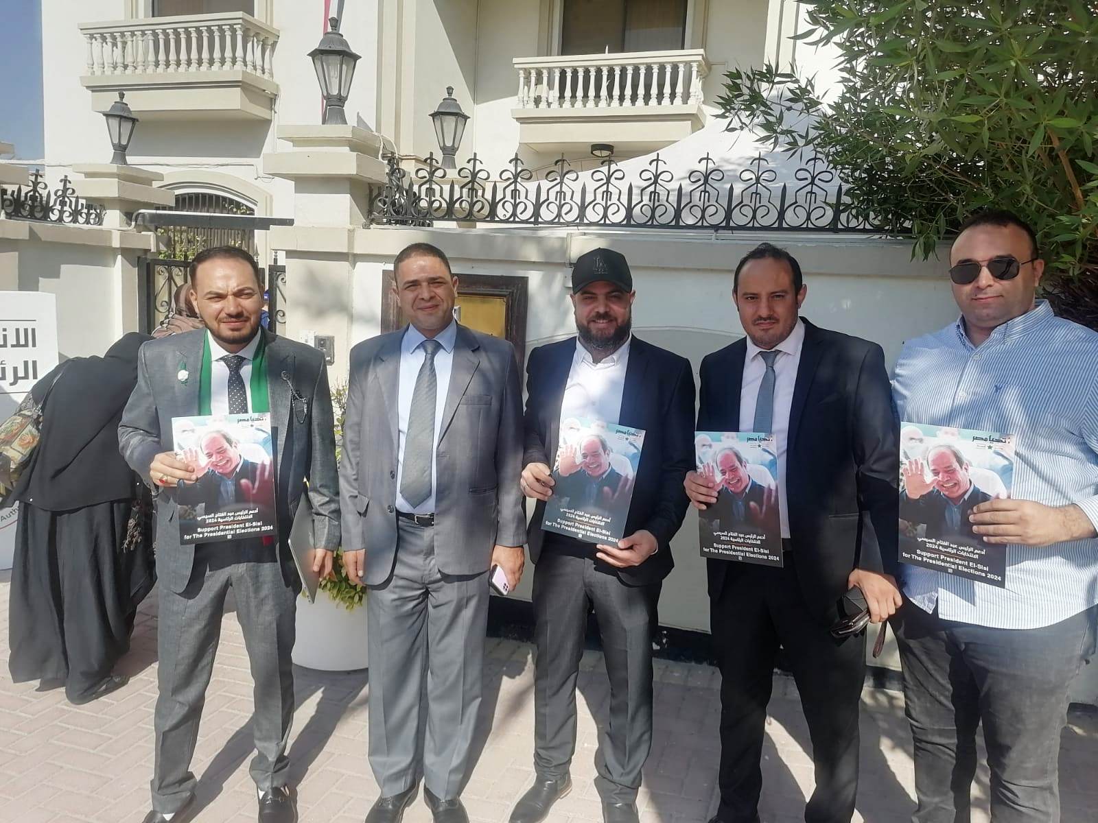 أبناء الجالية المصرية بالبحرين يدلون بأصواتهم بالانتخابات الرئاسية (5)