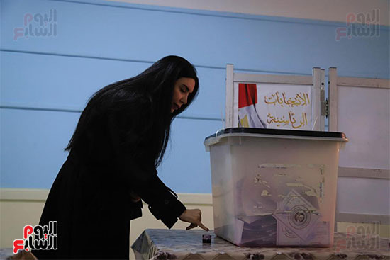 عبير صبرى دينا رومية  (2)