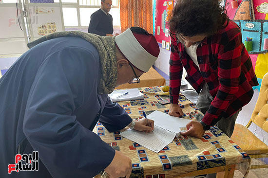 الشيخ خالد الجندي يدلي بصوته  (2)