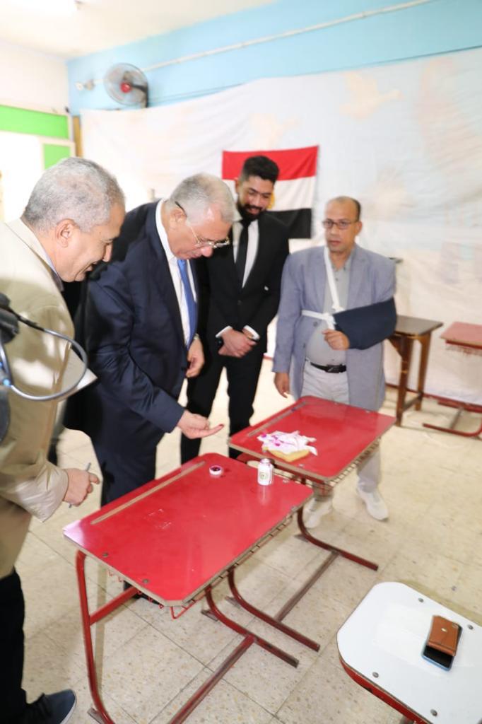 وزير الزراعة