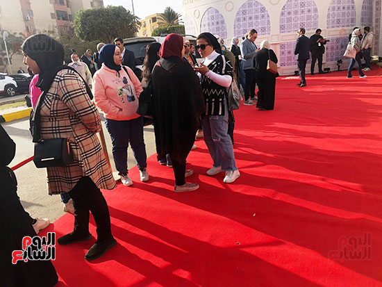 السيدات-في-الصدارة-امام-اللجان