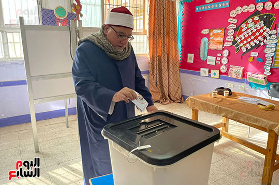 الشيخ خالد الجندي يدلي بصوته  (3)