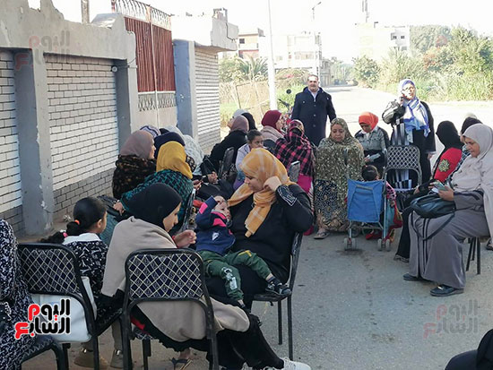 جانب-من-طوابير-الشباب-(3)