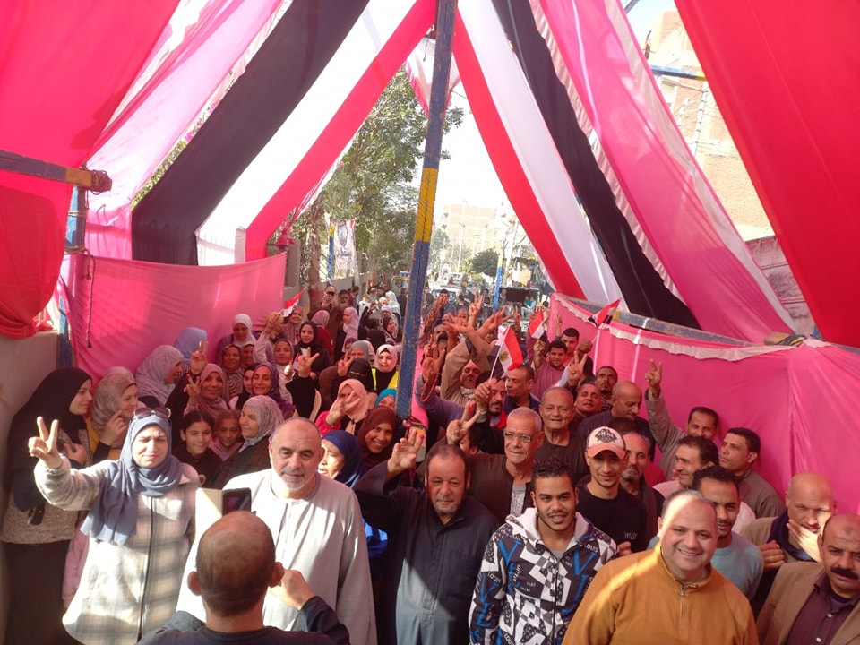 السيدات في الانتخابات السيدات في الانتخابات