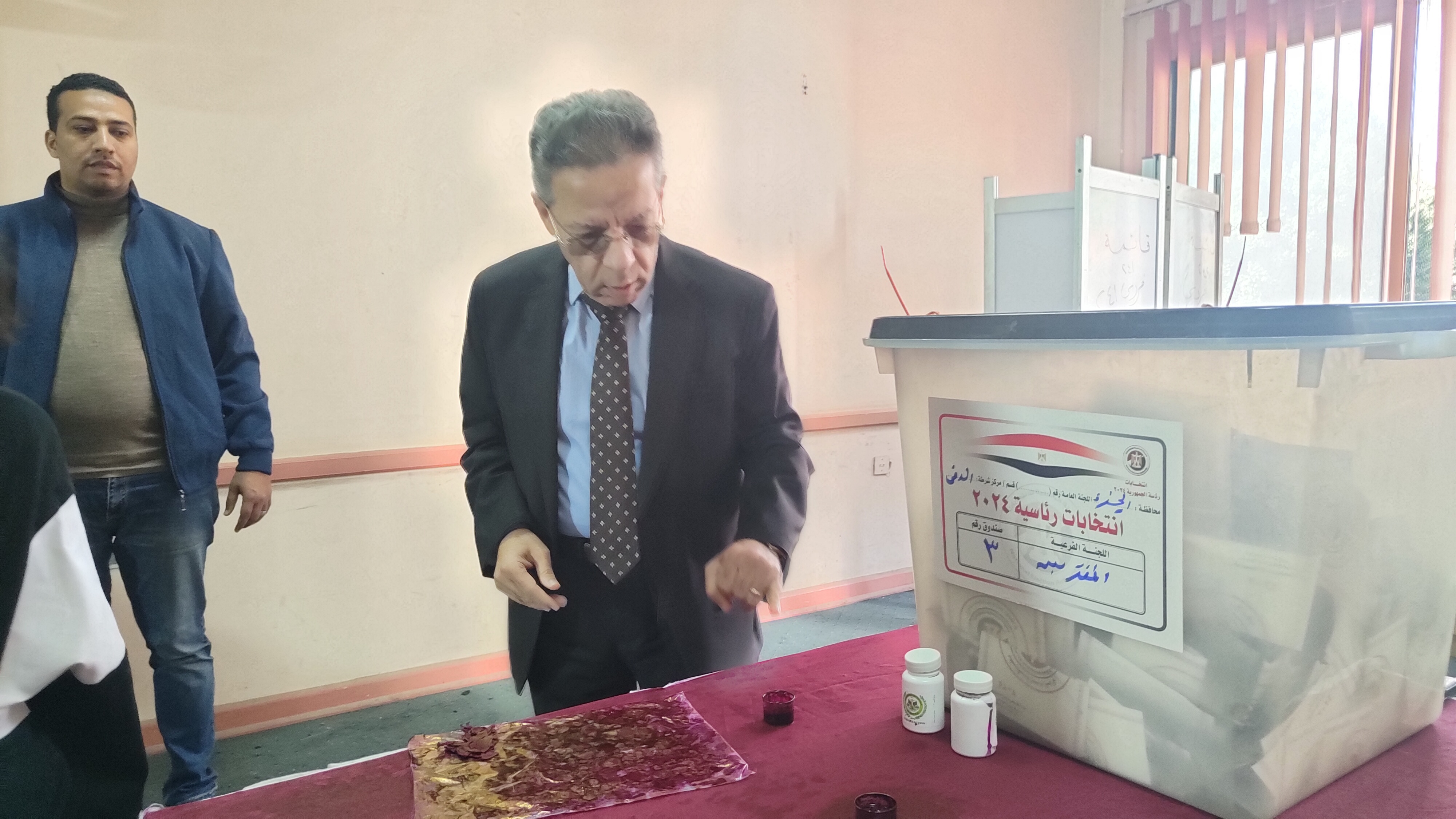 نقيب الأطباء يشارك بالانتخابات الرئاسية