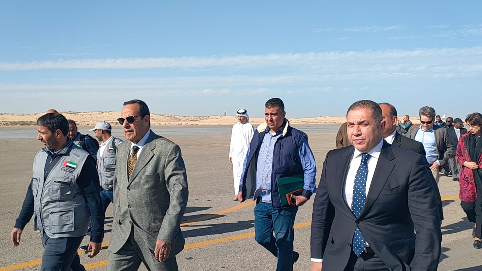 محافظ شمال سيناء يستقبل وفد مجلس الامن الدولي (1)