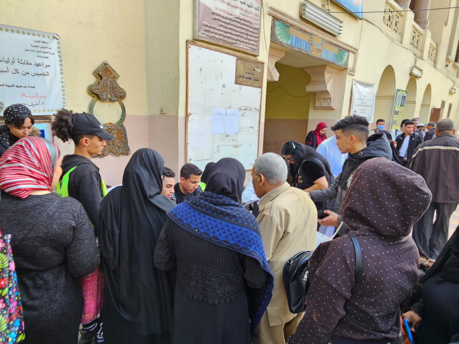 تزايد اعداد الناخبين في ثاني ايام انتخابات الرئاسة بالعباسية قبل فترة الراحة (1)