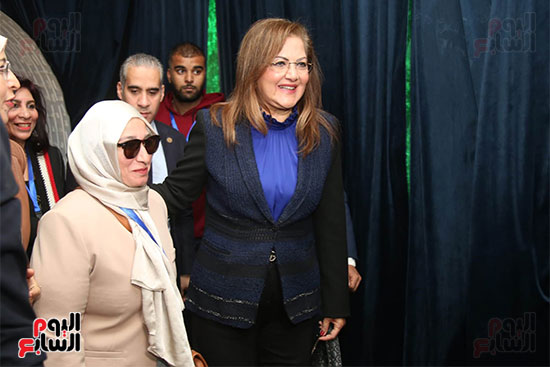 الدكتورة هالة السعيد (10)