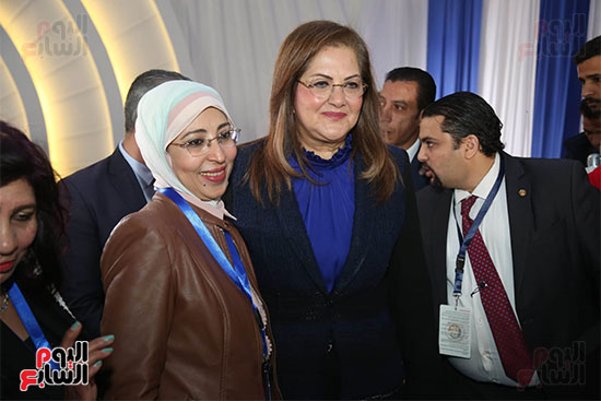 الدكتورة هالة السعيد (9)