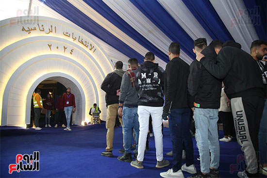 الدكتورة هالة السعيد (1)