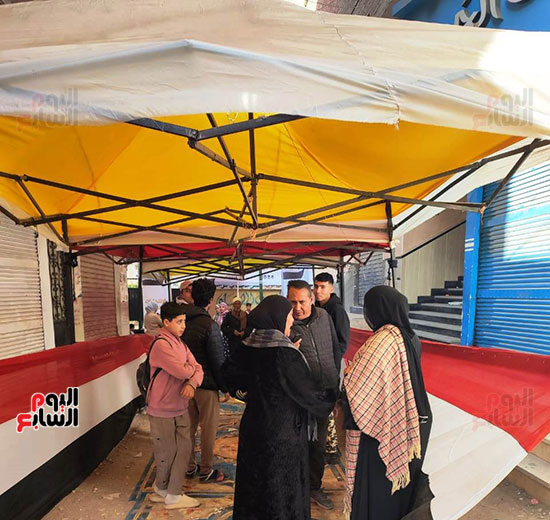 توافد-الناخبين-للإداء-بأصواتهم-(5)