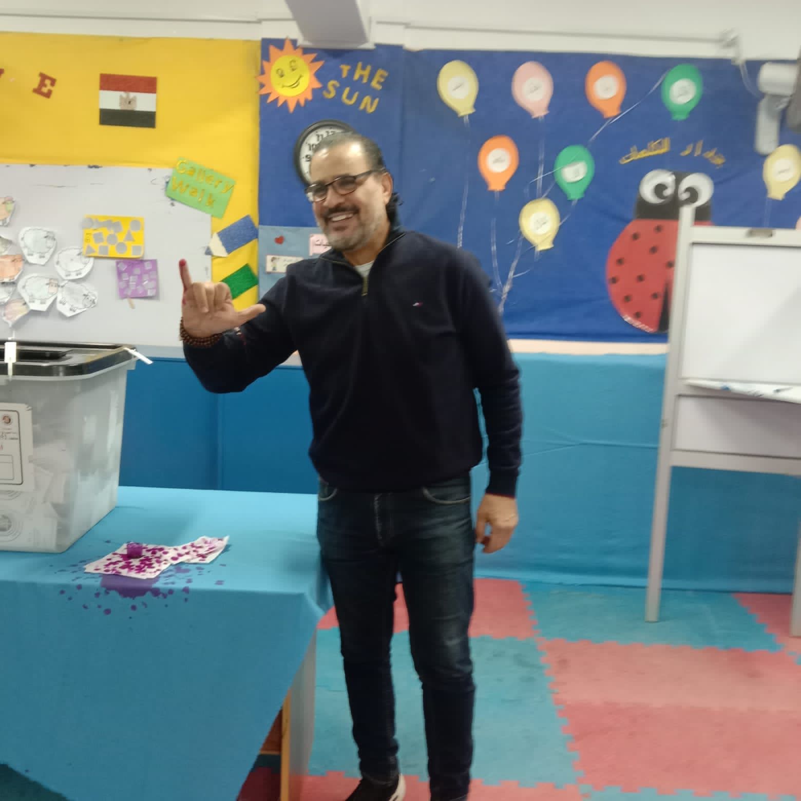 الفنان مجدي كامل