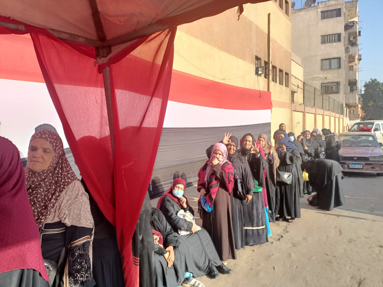 طوابير الناخبين قبل فتح اللجان (11)