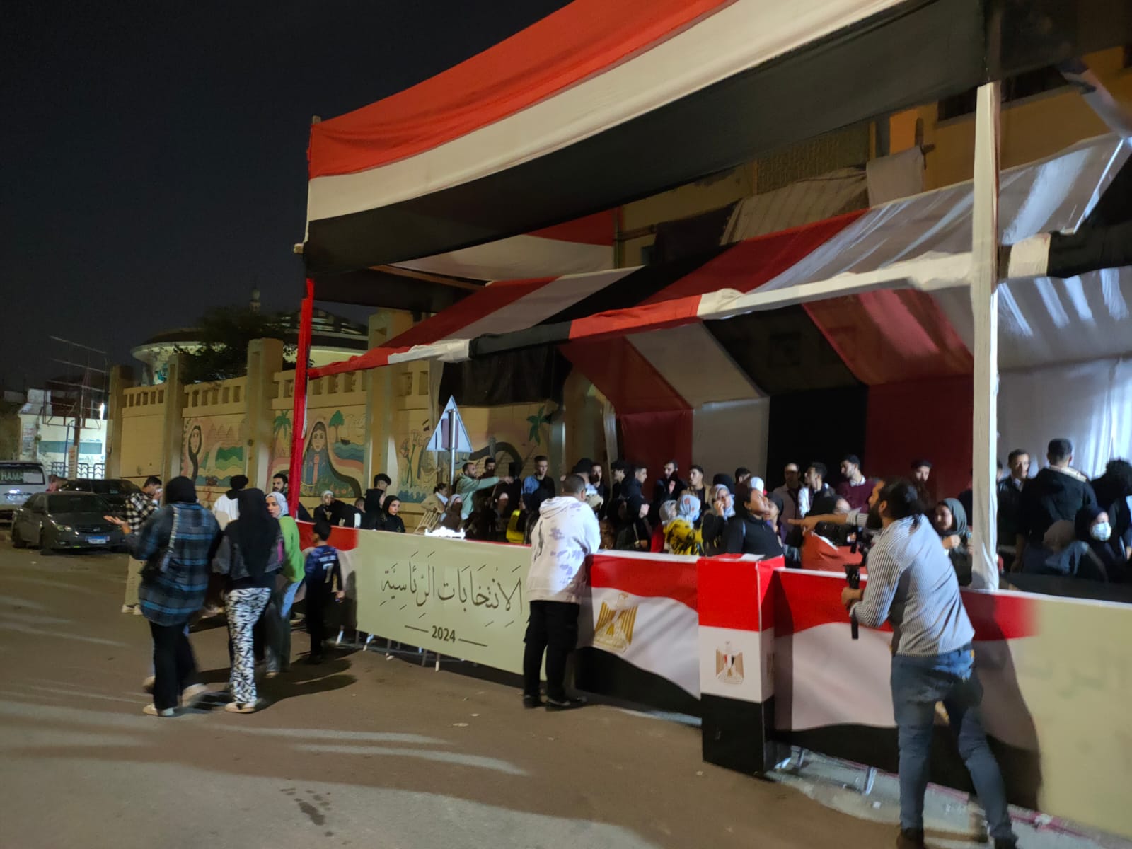 اقبال كبير علي التصويت في الساعات الأخيرة في الشيخ زايد (7)