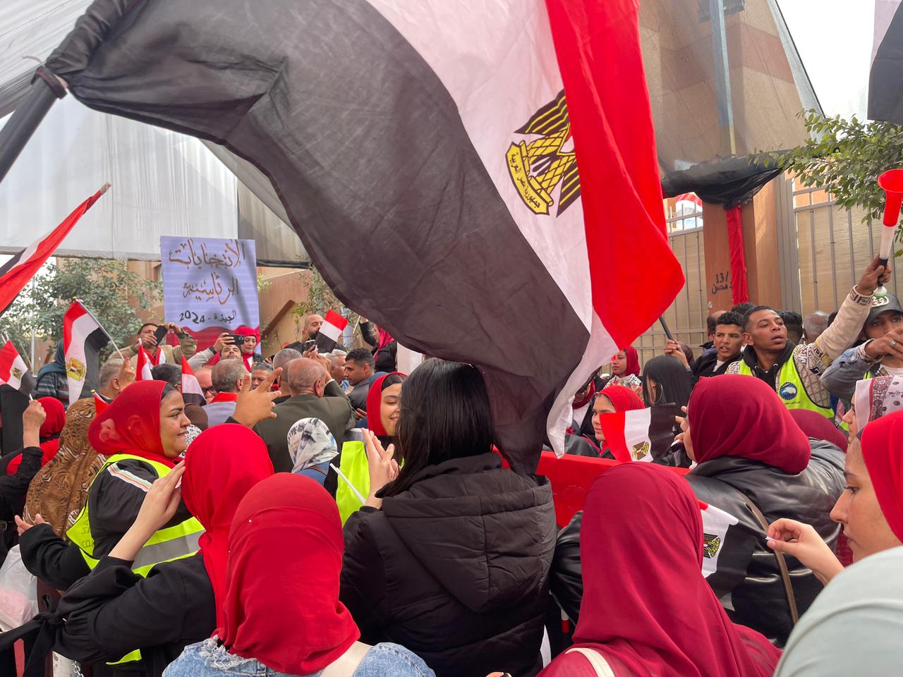 الاحتفال خلال الانتخابات (4)
