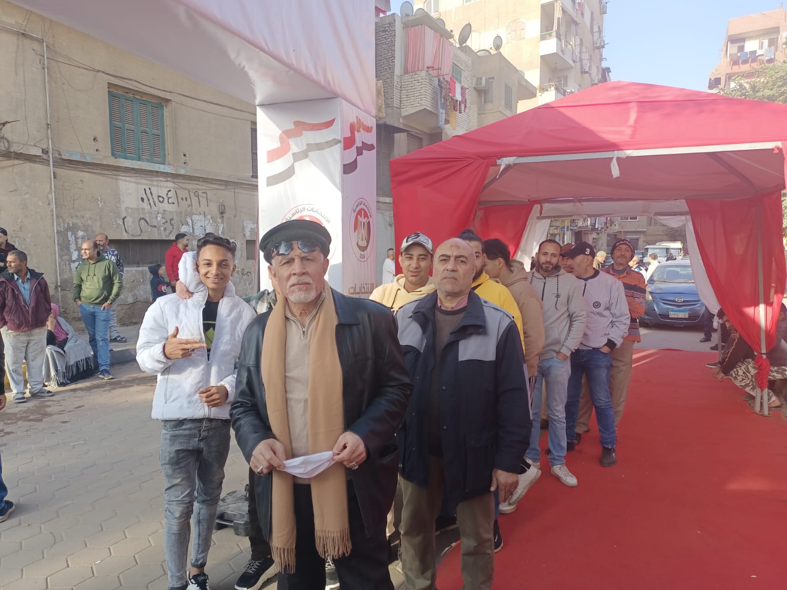 طوابير الناخبين قبل فتح اللجان (8)