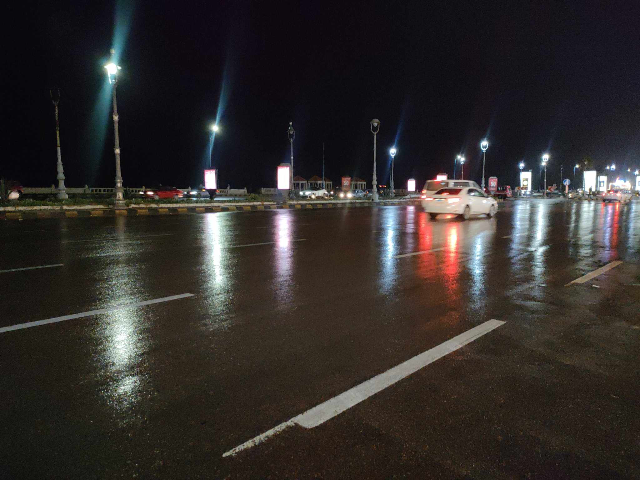 امطار مسائية تضرب الإسكندرية