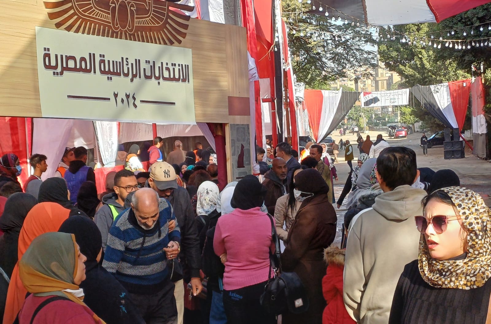 الناخبين امام اللجان (3)