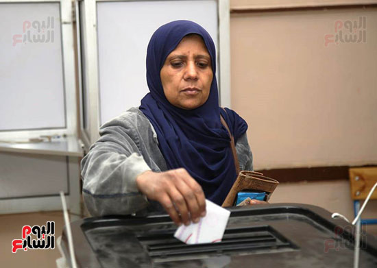لجان مدرسة الشهيد سعيد حمدى بمصر الجديدة (22)