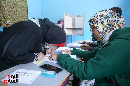 إسراء من ذوى الهمم تصر على الإدلاء بصوتها (1)