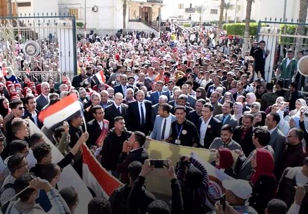 الآلاف فى مسيرة حاشدة بجامعة بنى سويف