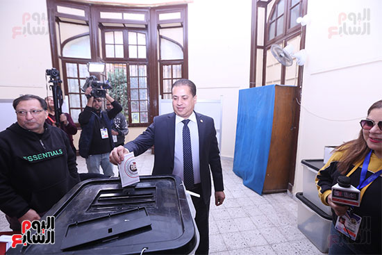 المستشار أحمد مطر (8)