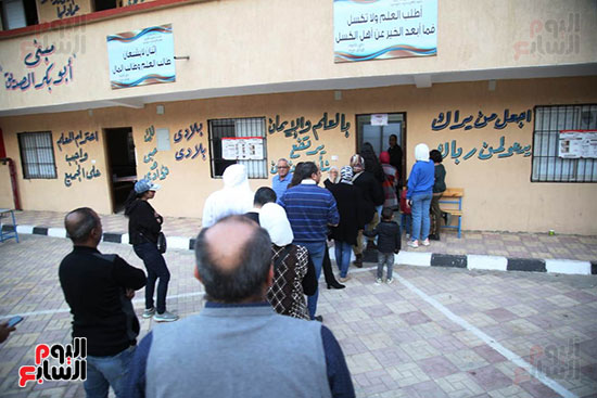 لجان مدرسة الشهيد سعيد حمدى بمصر الجديدة (18)