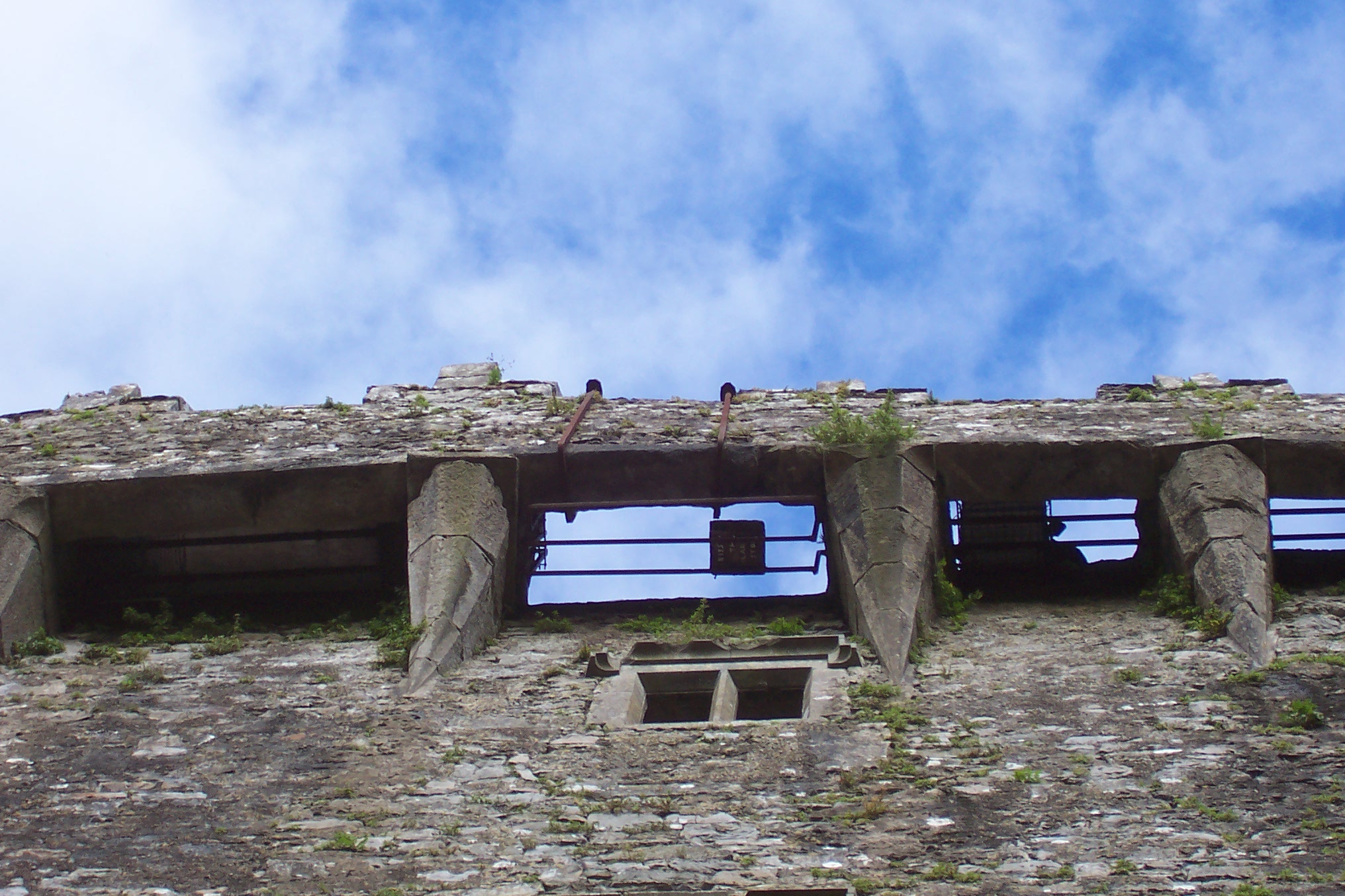 Blarney_Stone_from_below