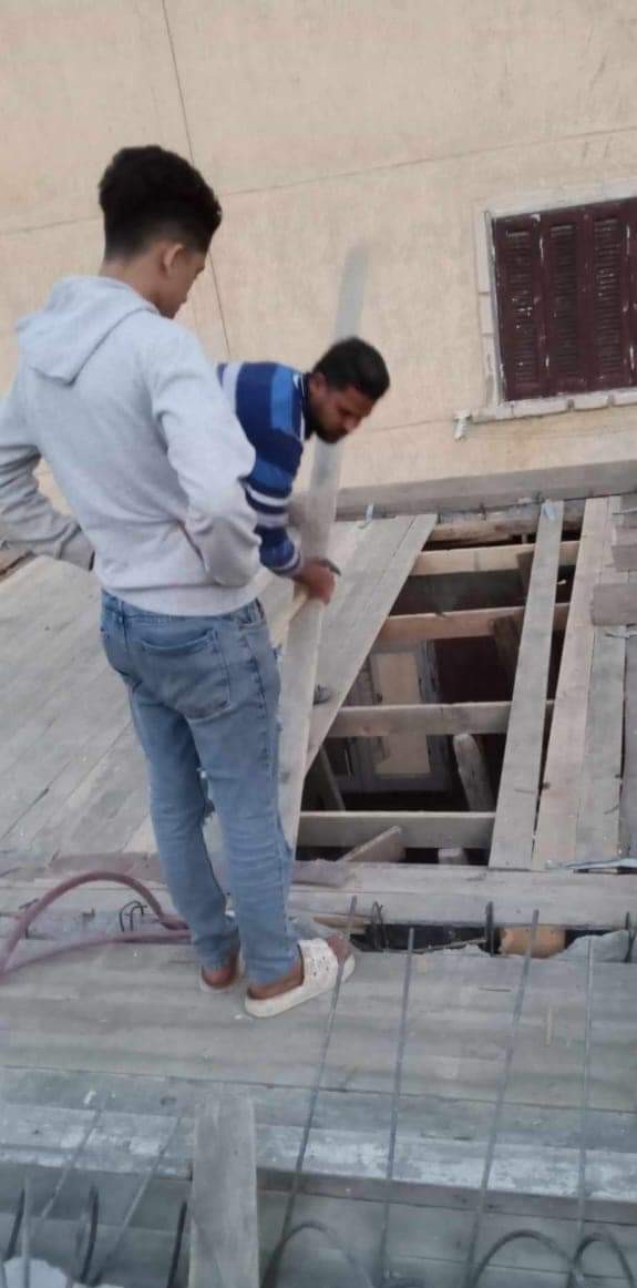إزالة أعمال بناء مخالف في المنتزة بالإسكندرية