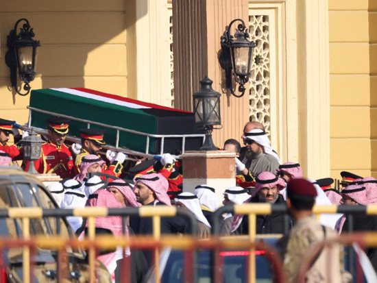 وفاة أمير الكويت (1)