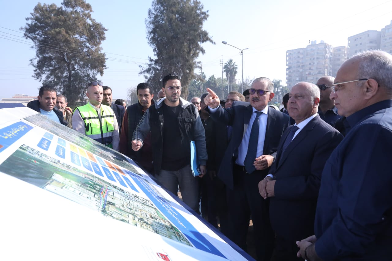 وزير النقل ومحافظ كفرالشيخ يتفقدان أعمال إنشاء طريق دسوق المزدوج