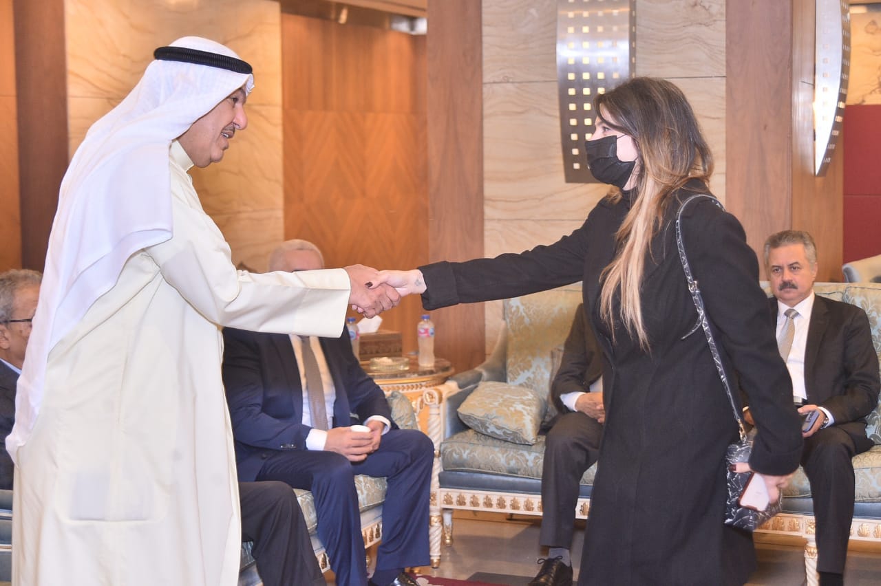 الزميلة إيمان حنا فى سفارة الكويت الزميلة إيمان حنا فى سفارة الكويت