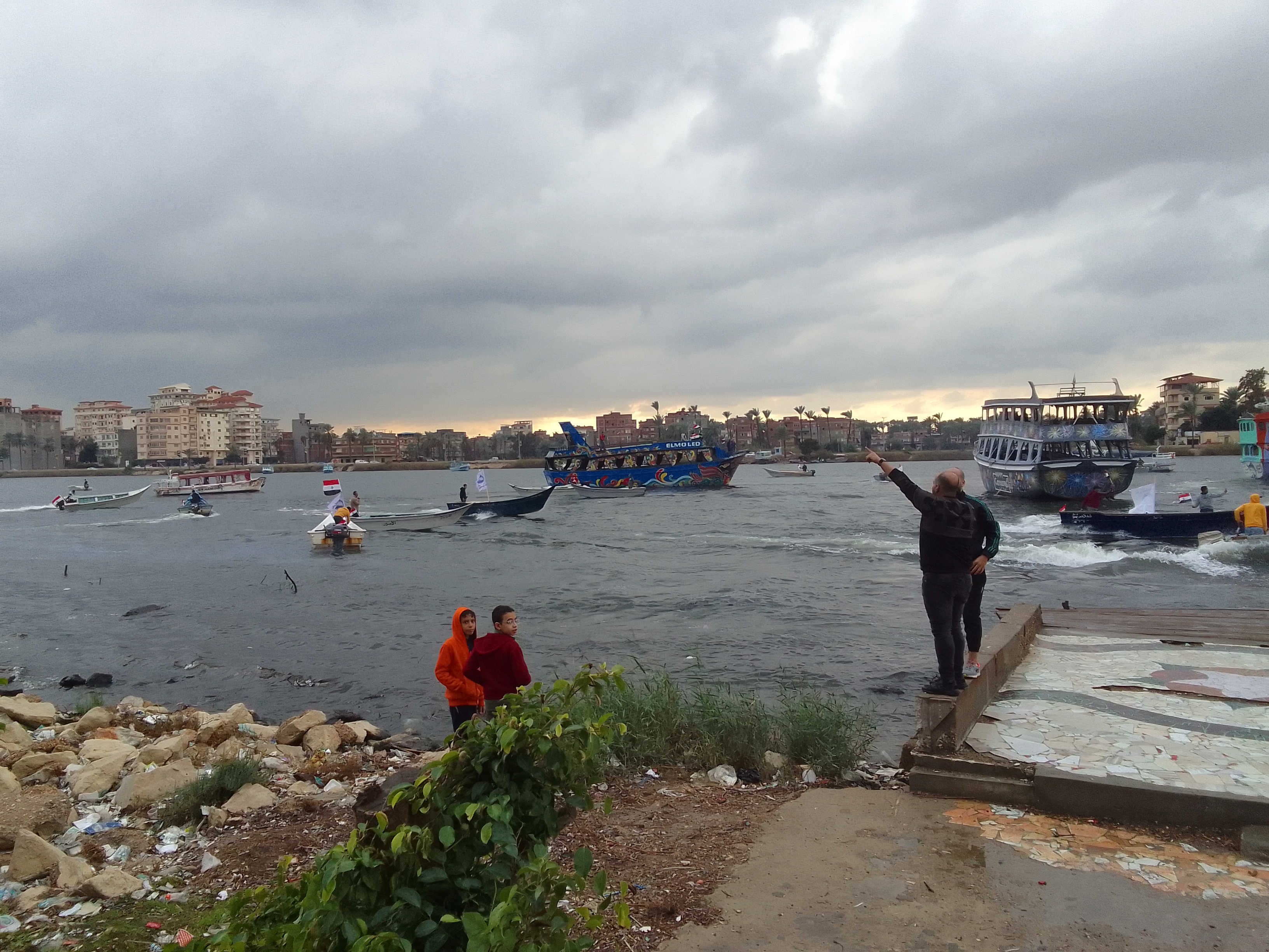 احتفالات صيادين دمياط بفوز الرئيس عبد الفتاح السيسي
