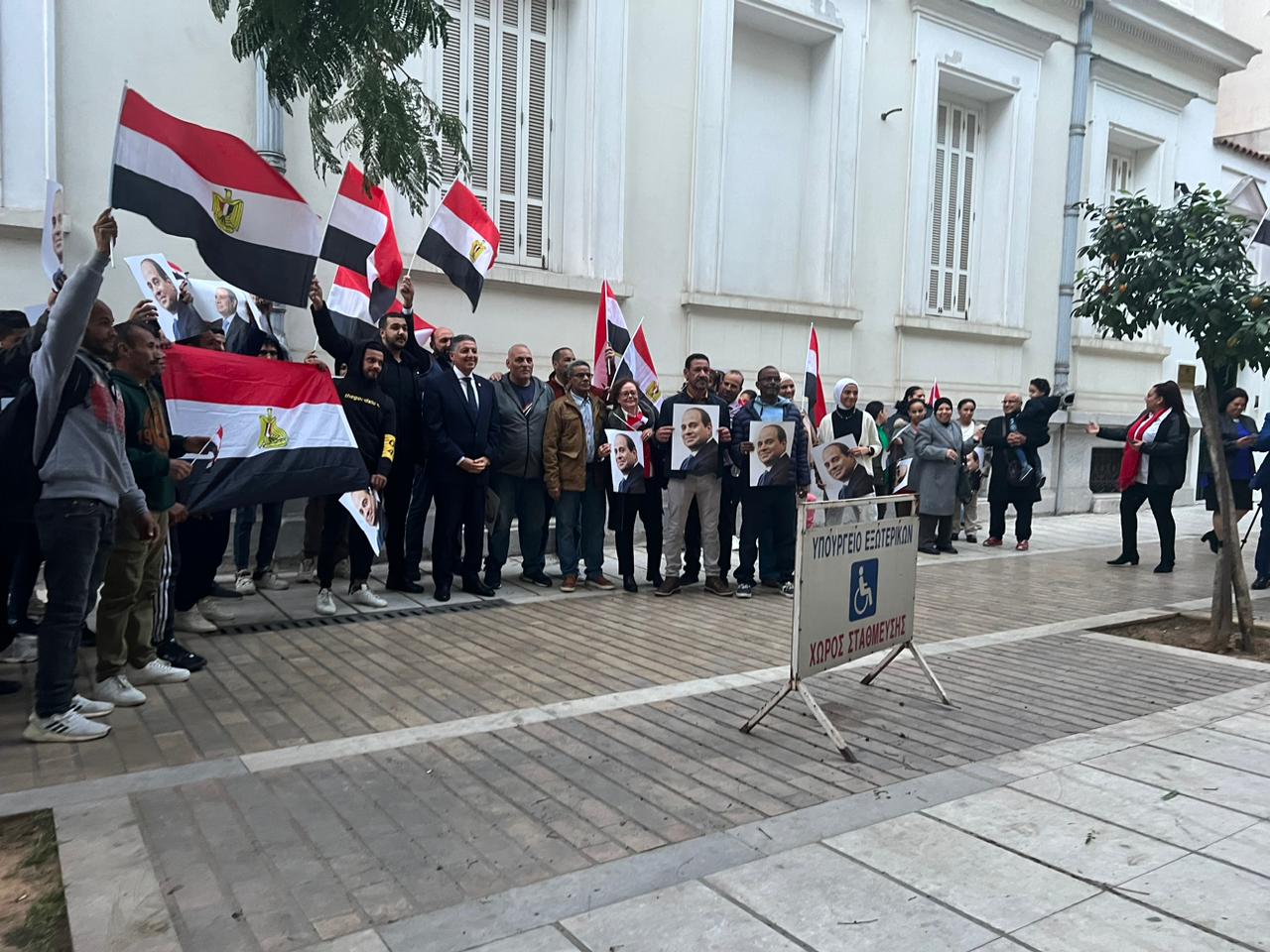 مشاركة المصريين باليونان فى النتخابات الرئاسية