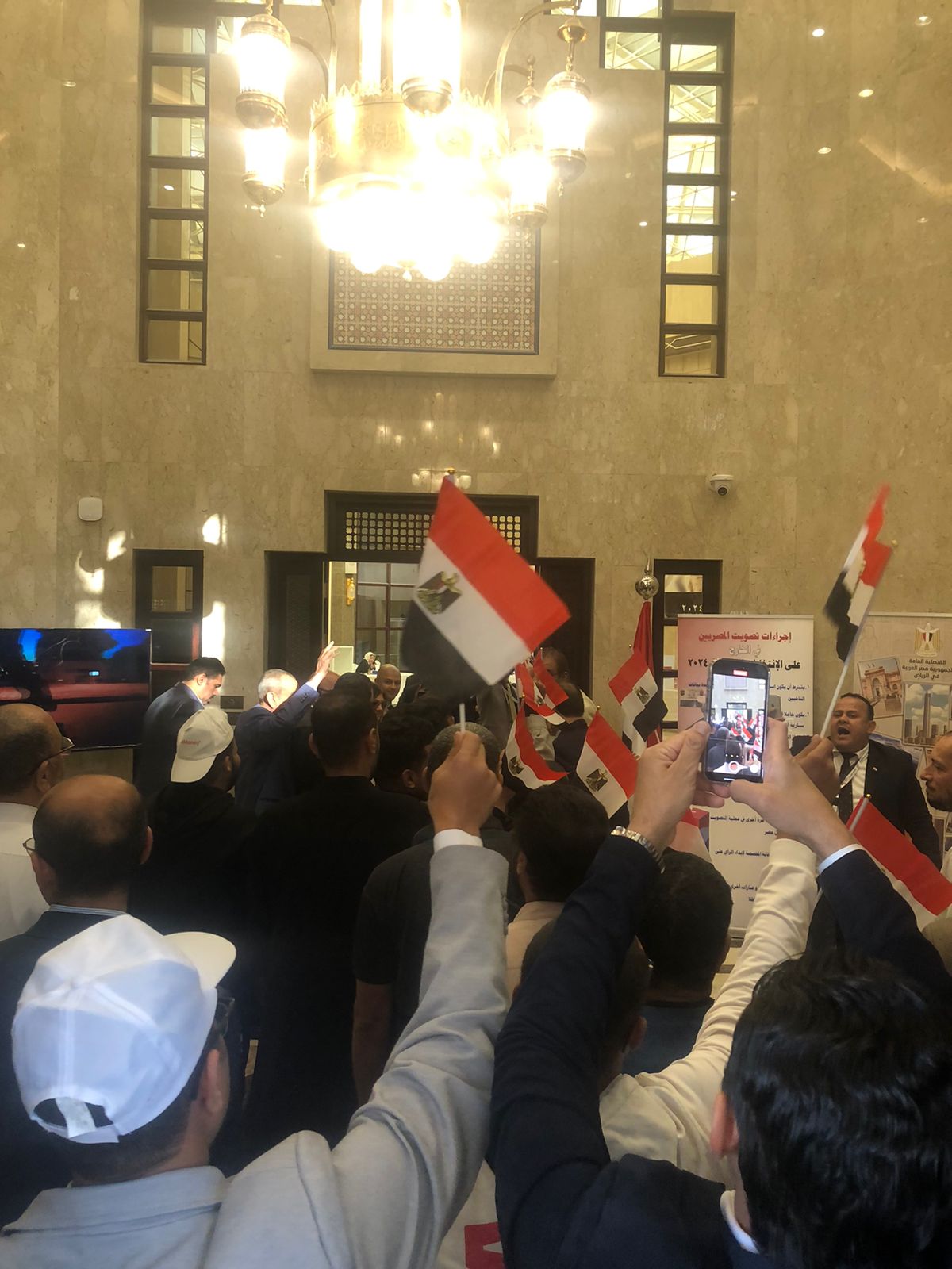 مشاركة المصريين فى الرياض بالانتخابات الرئاسية