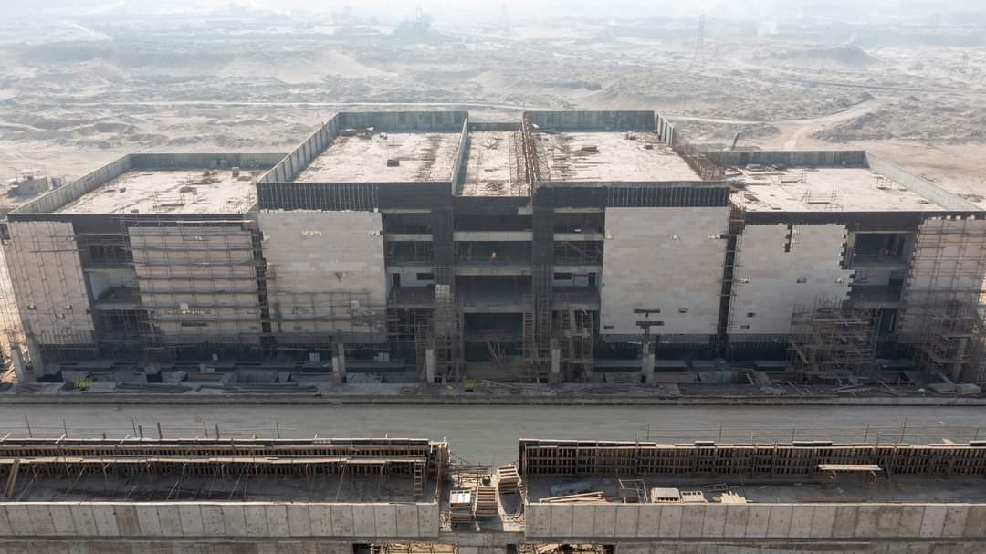 تنفيذ محطة القاهرة للقطار السريع