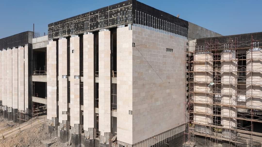 انشاء محطة القاهرة للقطار السريع