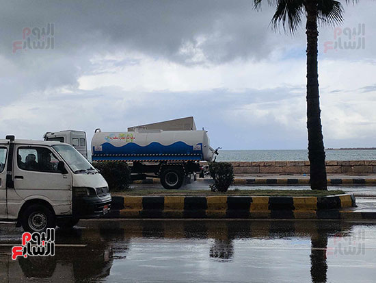 انتشار-سيارة-الصرف-الصحي-بسبب-الامطار-في-الاسكندرية