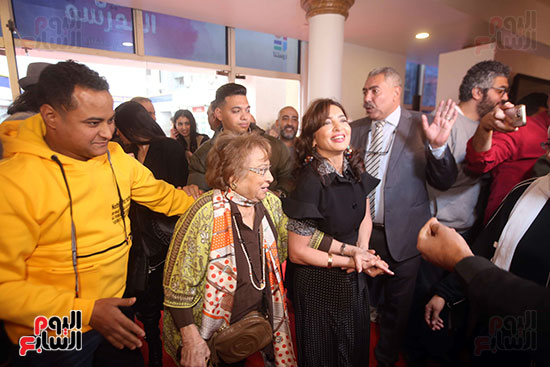 ساندرا نشأت ساندرا نشأت