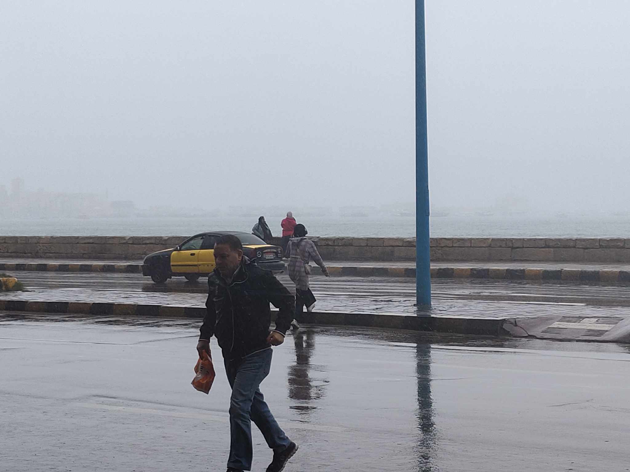 أمطار ورياح علي الإسكندرية