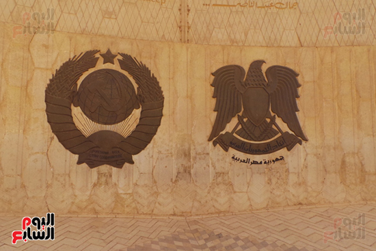 احد-جدران-الرمز-الذى-تمثل-علاقة-مصر-وروسيا